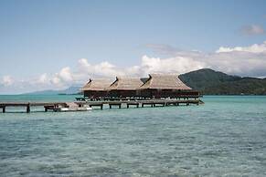 Vahine Private Island