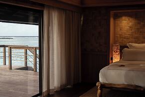 Vahine Private Island