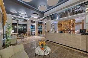 Hays AIR By Ahuja Residences - Golf Course Ext. Road & Sector 51