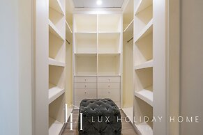 LUX The Shoreline Sea View Suite