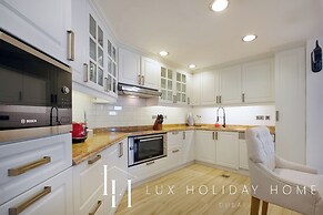 LUX The Shoreline Sea View Suite