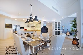 LUX The Shoreline Sea View Suite