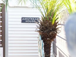 AIR STREAM HOUSE NAKASONE