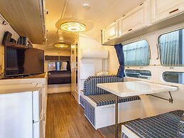 AIR STREAM HOUSE NAKASONE