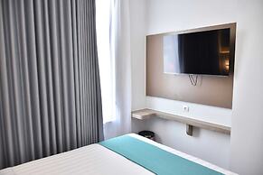 Front One Luxe Hotel Solo