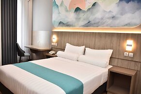 Front One Luxe Hotel Solo