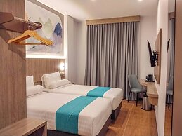 Front One Luxe Hotel Solo