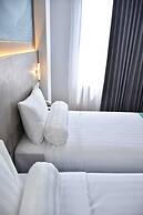 Front One Luxe Hotel Solo