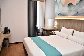 Front One Luxe Hotel Solo