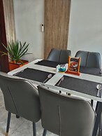 Front One Luxe Hotel Solo