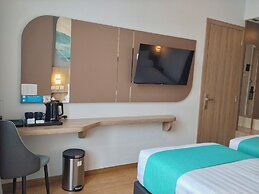 Front One Luxe Hotel Solo