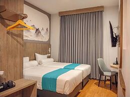 Front One Luxe Hotel Solo