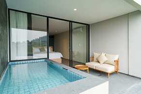 Emerald hill 12 BR karaoke heated pool