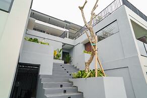 Emerald hill 12 BR karaoke heated pool