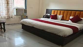 Roomshala Hotel Nandan Residency