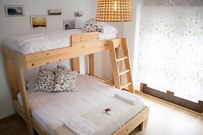 Latas Surf Lodge