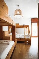 Latas Surf Lodge