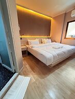 Luck Hotel Huai Khwang MRT Ratchada