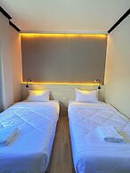 Luck Hotel Huai Khwang MRT Ratchada