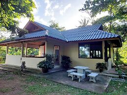 Serene Beach House on Ko Yao Noi With Private Garden