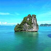 Serene Beach House on Ko Yao Noi With Private Garden