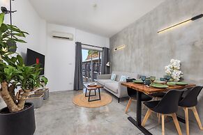 2 Bdr SEAVIEW condo on Bangrak beach