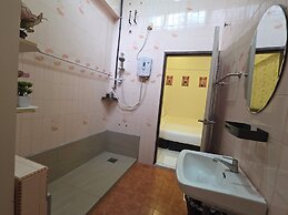 Jade Guesthouse