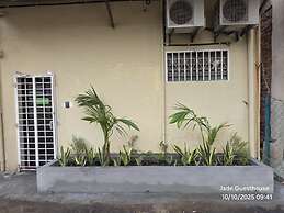 Jade Guesthouse