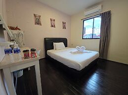 Jade Guesthouse