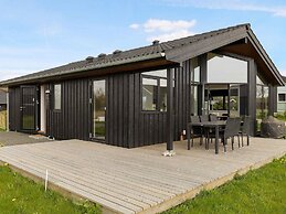 5 Star Holiday Home in Horve