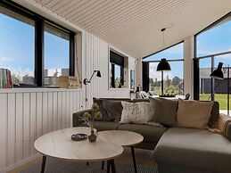 5 Star Holiday Home in Horve