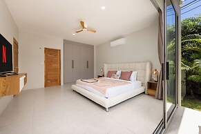 VILLA VICTORIA