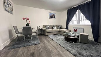 Apartment - Sleeps 6 - City Base - District Line