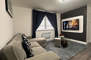 Apartment - Sleeps 6 - City Base - District Line