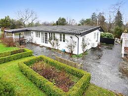 5 Star Holiday Home in Dronningmolle