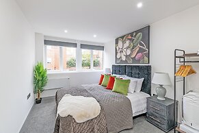 Charles House by Guestz