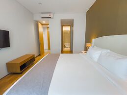 UH FLAT HOTELS & RESORTS PINETREE