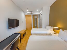 UH FLAT HOTELS & RESORTS PINETREE