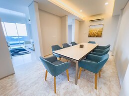 UH FLAT HOTELS & RESORTS PINETREE