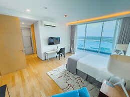 UH FLAT HOTELS & RESORTS PINETREE