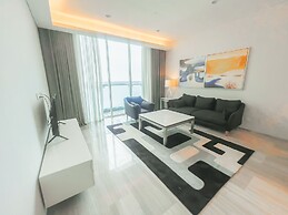 UH FLAT HOTELS & RESORTS PINETREE