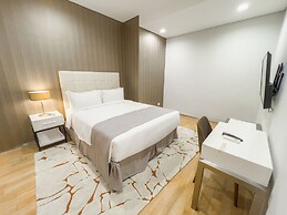 UH FLAT HOTELS & RESORTS PINETREE