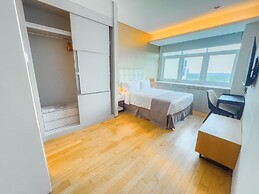 UH FLAT HOTELS & RESORTS PINETREE