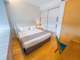UH FLAT HOTELS & RESORTS PINETREE