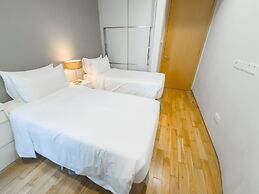 UH FLAT HOTELS & RESORTS PINETREE