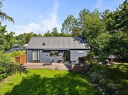 5 Star Holiday Home in Hals