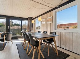5 Star Holiday Home in Ronne
