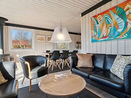 5 Star Holiday Home in Ronne