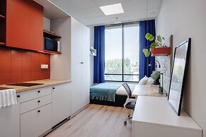 Sky Airport Aparthotel