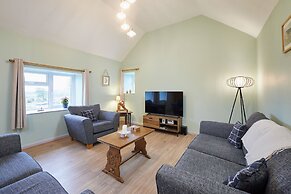 Host Stay The Byres